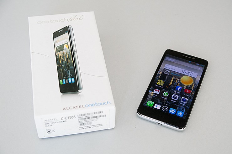 Alcatel One Touch Idol (1).jpg